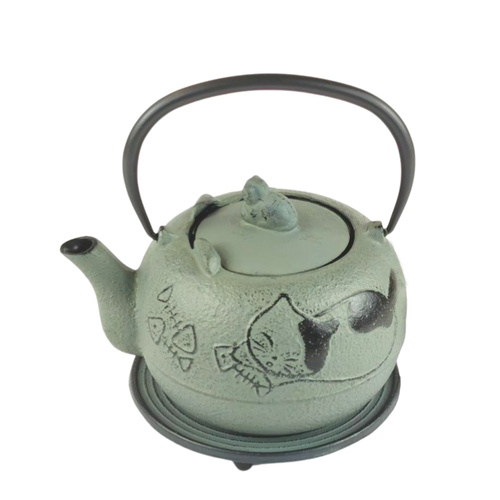 Grey Cat Cast Iron Teapot with Trivet